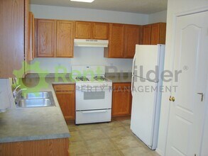2136 Altura Azul Ln NE in Albuquerque, NM - Building Photo - Building Photo