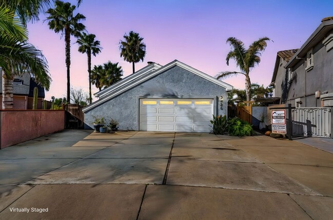 property at 2226 Cove Ct