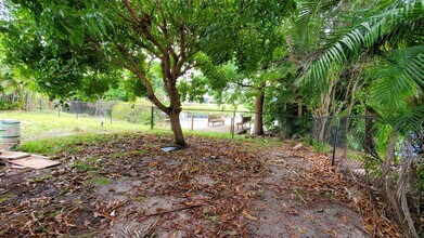 6541 NW 33rd Way in Fort Lauderdale, FL - Building Photo - Building Photo