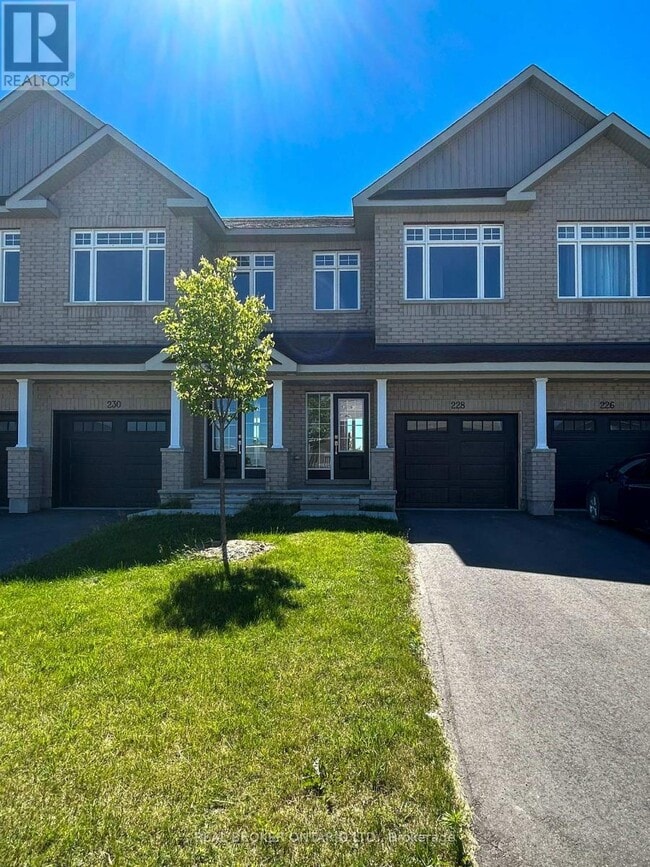 property at 228 Hooper St