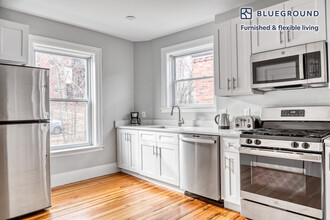 112 Winthrop Rd in Brookline, MA - Building Photo - Building Photo