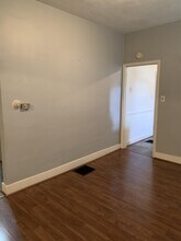 773 W Homer St in Freeport, IL - Building Photo - Building Photo