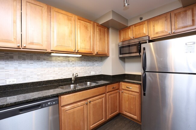 4334 N Hazel St in Chicago, IL - Building Photo - Building Photo