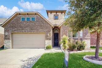 721 Lake Pleasant Rd in Little Elm, TX - Foto de edificio - Building Photo