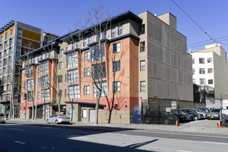 Leland Apartments in San Francisco, CA - Building Photo - Building Photo