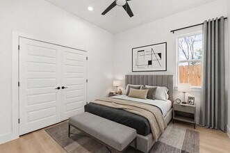 5903 Doolittle Blvd in Houston, TX - Foto de edificio - Building Photo