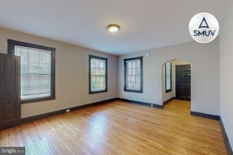 24 E Madison St in Baltimore, MD - Building Photo - Building Photo