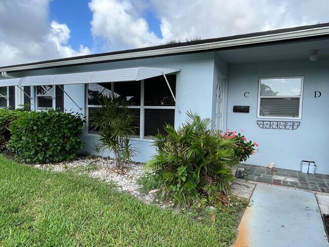 515 High Point Blvd in Delray Beach, FL - Foto de edificio - Building Photo