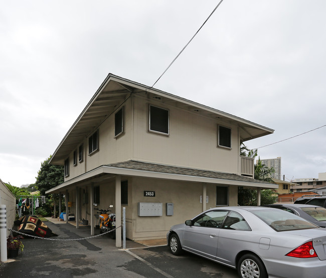 2453 KAPIOLANI Blvd in Honolulu, HI - Foto de edificio - Building Photo