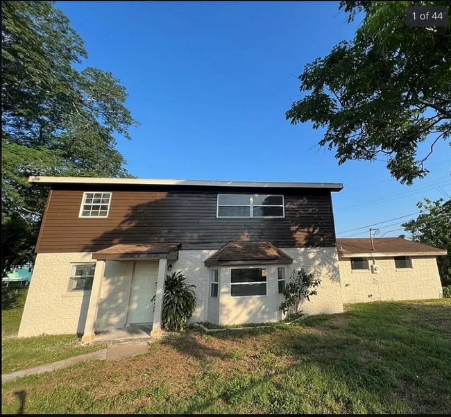 property at 2224 Crosby St