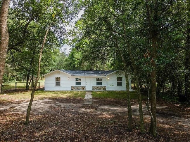 property at 2425 SE 10th Ave