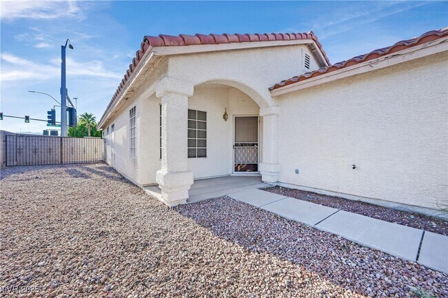 449 Gallantry in Las Vegas, NV - Building Photo - Building Photo