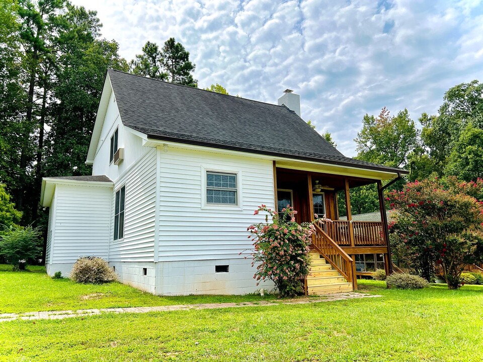 117 Quail Springs Ct in South Hill, VA - Building Photo