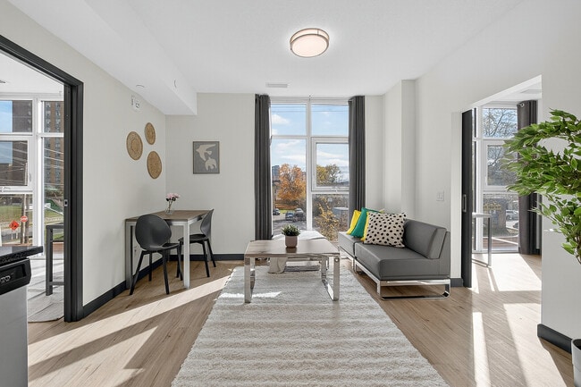 308 King in Waterloo, ON - Building Photo - Building Photo