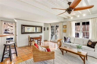 1580 Jones Rd in Roswell, GA - Building Photo - Building Photo