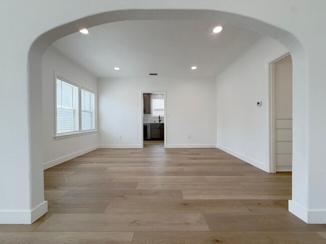 7931 Alhambra Dr in Huntington Beach, CA - Building Photo - Building Photo