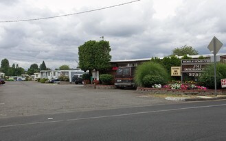 Mobile Home Corral RV Park Apartments