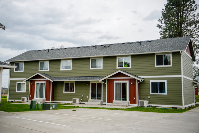 809 Mead Ave in Everson, WA - Foto de edificio - Other