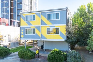 University 16 in Denver, CO - Building Photo