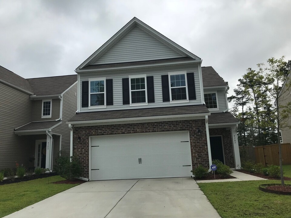 9707 Cherrybark Ct in Ladson, SC - Building Photo