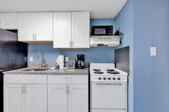 2300 N Ocean Blvd in Myrtle Beach, SC - Building Photo - Building Photo