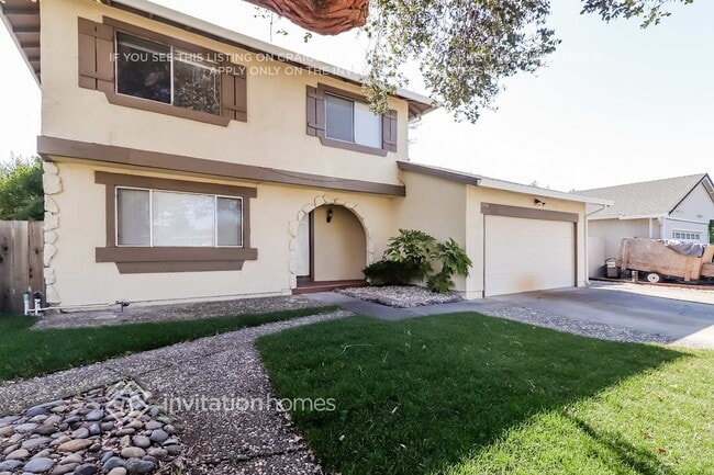2954 Redwood Dr in Fairfield, CA - Building Photo - Building Photo
