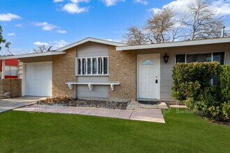 301 Deborah Dr in Converse, TX - Building Photo - Building Photo