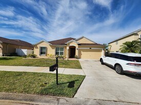 3941 Orchard Dr in Melbourne, FL - Building Photo