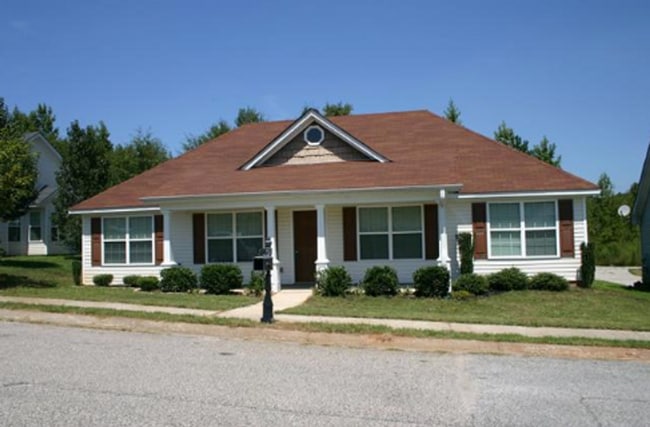 403 Foot Log Ln in Hogansville, GA - Building Photo - Building Photo