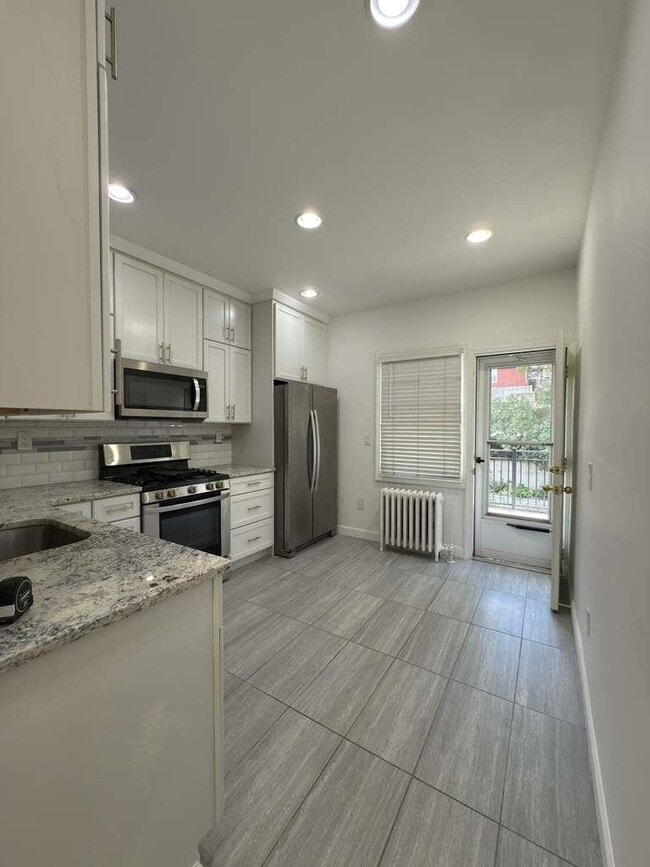 7506 Cottage Ave in North Bergen, NJ - Building Photo - Building Photo