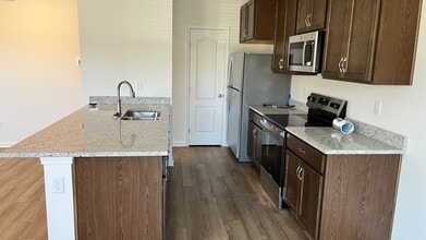 2063 Wildberry Way in Batavia, OH - Building Photo - Building Photo