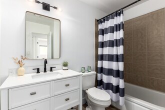 8547 E Roanoke Ave in Scottsdale, AZ - Building Photo - Building Photo