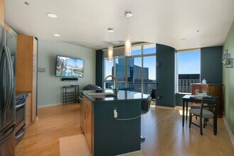 1511 Champa St in Denver, CO - Building Photo - Building Photo