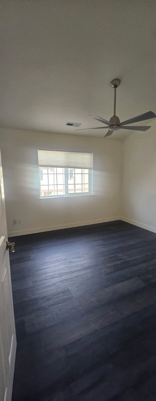 437 Harris Ln in Oregon City, OR - Foto de edificio - Building Photo