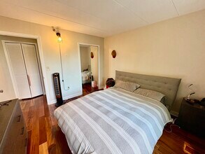 1933 Commonwealth Ave in Boston, MA - Building Photo - Building Photo