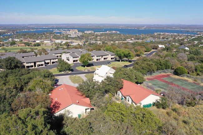 307 Out Yonder in Horseshoe Bay, TX - Building Photo - Building Photo