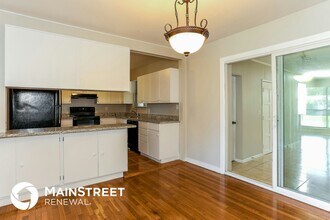 2423 Gayland Rd in Jacksonville, FL - Foto de edificio - Building Photo