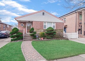 58-52-5208 208th St in Queens, NY - Building Photo