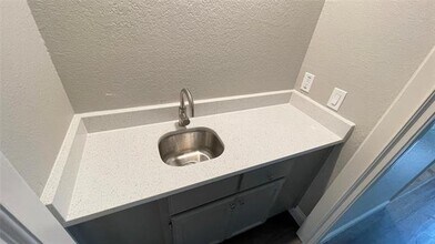 2217 Roman Ct in Arlington, TX - Building Photo - Building Photo