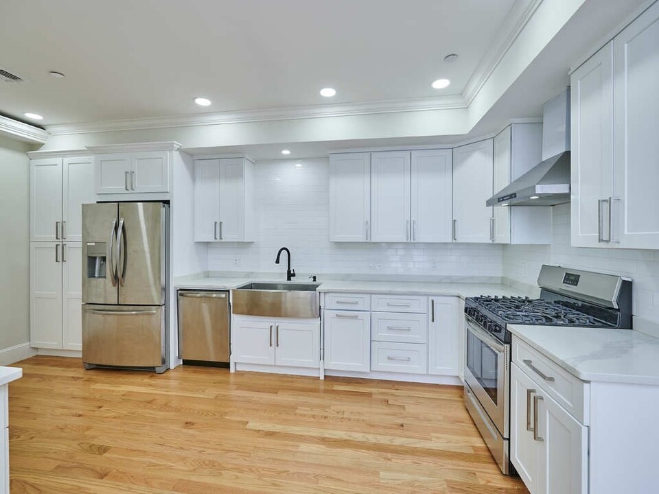 1403 Dorchester Ave in Boston, MA - Foto de edificio