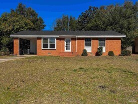 3730 Forest Glen Dr in Pensacola, FL - Building Photo