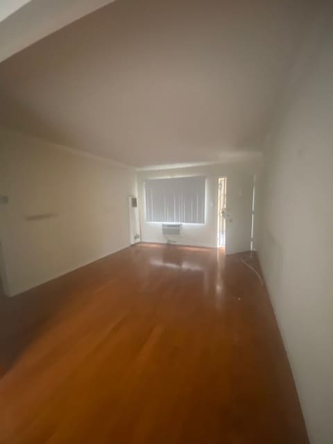 13440 Burbank Blvd in Sherman Oaks, CA - Building Photo - Building Photo