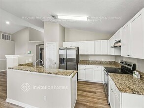 2515 Clareside Dr in Valrico, FL - Building Photo - Building Photo