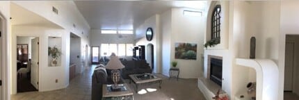 1301 N Mourning Dove Rd in Green Valley, AZ - Foto de edificio - Building Photo