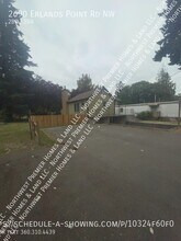 2690 Erlands Point Rd NW in Bremerton, WA - Building Photo - Building Photo