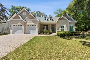 1600 Highland Dunes Way in Fernandina Beach, FL - Building Photo