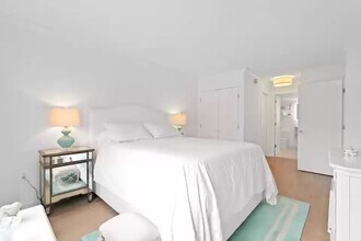 2111 Wisconsin Ave NW, Unit 613 in Washington, DC - Foto de edificio - Building Photo