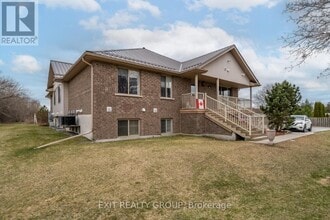 37 Lake Breeze Ct in Prince Edward, ON - Building Photo - Building Photo