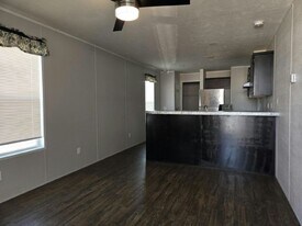 216 Cardinal Ln in Madison, WI - Building Photo