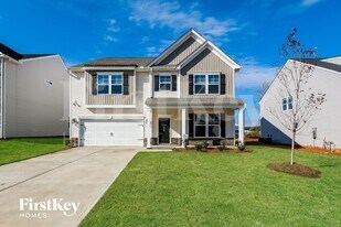 569 Hillpark Ln in Greer, SC - Building Photo